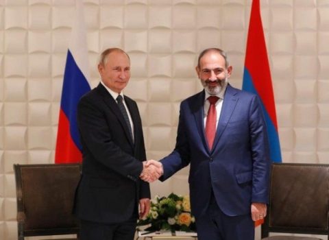 Putin və Paşinyan arasında telefon danışığı oldu