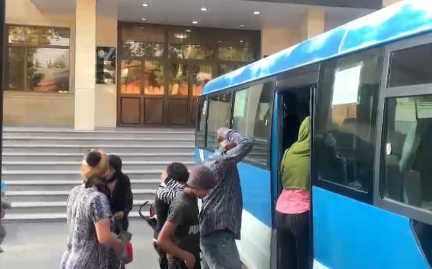 Gəncədə tüfeyli həyat tərzi keçirənlər və dilənçilər SAXLANILDI