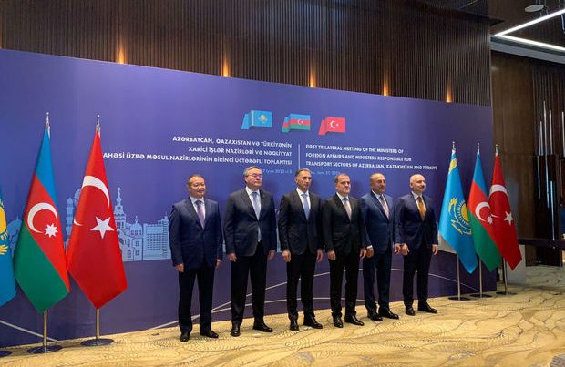 Azərbaycan, Türkiyə və Qazaxıstan xarici işlər və nəqliyyat nazirlərinin üçtərəfli görüşü keçirilir – VİDEO Azərbaycan, Türkiyə və Qazaxıstan xarici işlər və nəqliyyat nazirlərinin üçtərəfli görüşü keçirilir – VİDEO