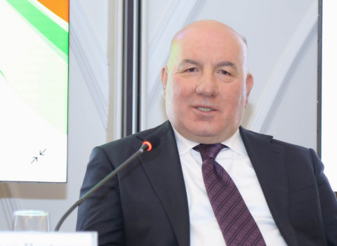 Prezident Elman Rüstəmovu TƏLTİF ETDİ
