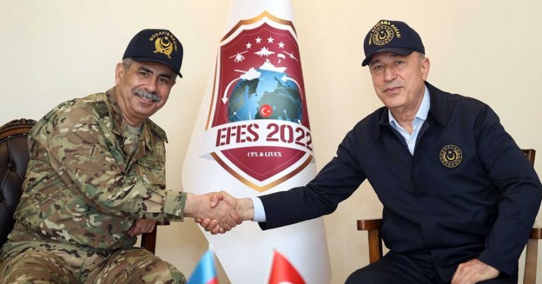 Azərbaycan və Türkiyə müdafiə nazirləri GÖRÜŞDÜ Azərbaycan və Türkiyə müdafiə nazirləri GÖRÜŞDÜ