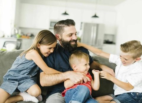 Rusiyada çoxuşaqlı atalara pensiya təyin ediləcək