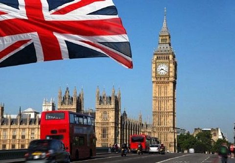 Britaniyalı nazir müavini: “Ölkə mümkün müharibəyə hazır deyil”