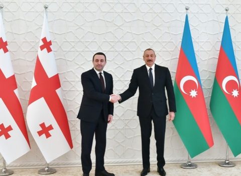 İlham Əliyev İrakli Qaribaşviliyə zəng etdi