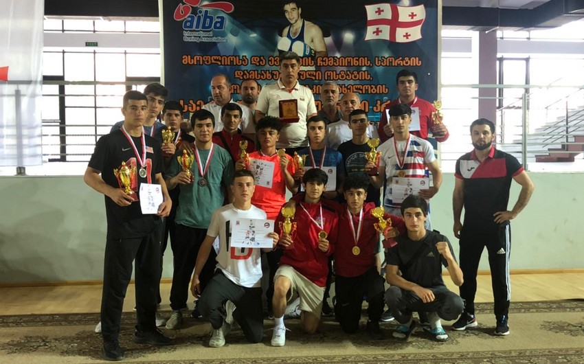 Azərbaycan boksçuları beynəlxalq turnirdə 10 medalla birinci oldu
