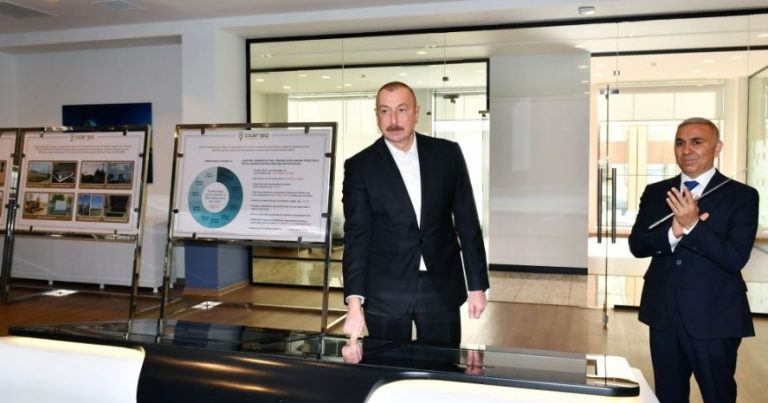 Prezident Bakıda yeni elektrik yarımstansiyasının açılışında – FOTO Prezident Bakıda yeni elektrik yarımstansiyasının açılışında – FOTO