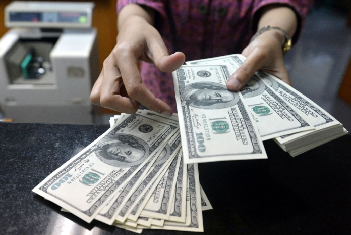 SON DƏQİQƏ: Qazaxıstanda dollar kəskin bahalaşdı