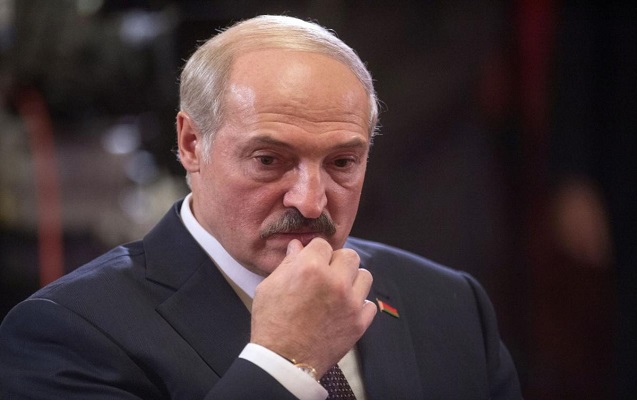 Lukaşenko gecələr niyə yatmadığını açıqladı