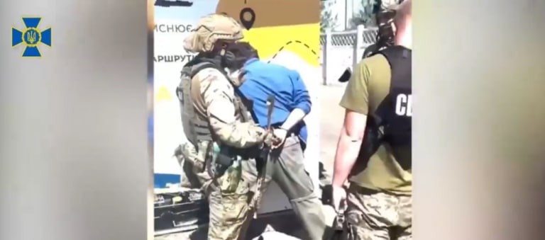 Ukrayna Təhlükəsizlik Xidməti rus agentini saxladı - Terror aktları HAZIRLAYIRMIŞ - FOTO