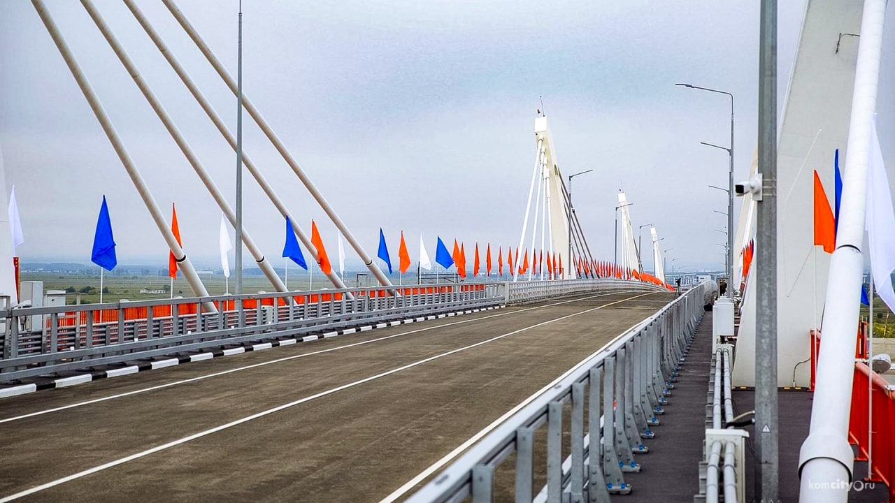 Blaqoveşenskdə Rusiya və Çin arasında ilk avtomobil körpüsü açıldı - VİDEO