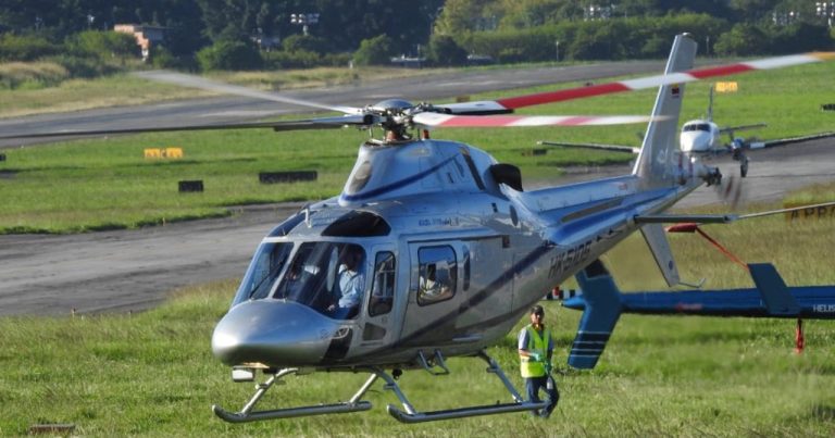 İtaliyada Türkiyə vətəndaşlarını daşıyan helikopter radarlardan itdi İtaliyada Türkiyə vətəndaşlarını daşıyan helikopter radarlardan itdi