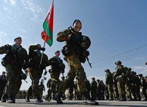 Belarus 7 batalyonunu Ukrayna ilə SƏRHƏDƏ GƏTİRDİ