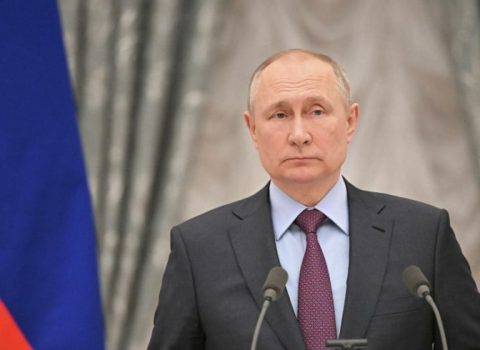 “Qərb Rusiyanı məhv etmək istəyir” – Putin