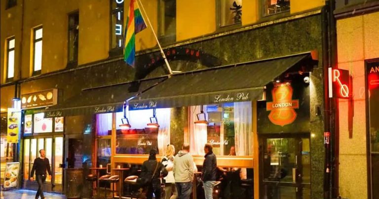 Osloda gey klubunda atışma: 2 ölü, 14 yaralı var Osloda gey klubunda atışma: 2 ölü, 14 yaralı var