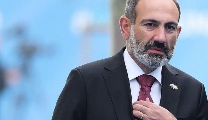 Paşinyan sammit zamanı TELEFONLA DANIŞDI – VİDEO Paşinyan sammit zamanı TELEFONLA DANIŞDI – VİDEO