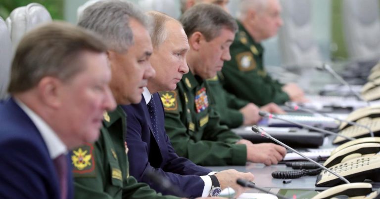 Niyə Putin nə səfərbərlik elan edir, nə də geri çəkilir? – “Foreign Affairs” Niyə Putin nə səfərbərlik elan edir, nə də geri çəkilir? – “Foreign Affairs”