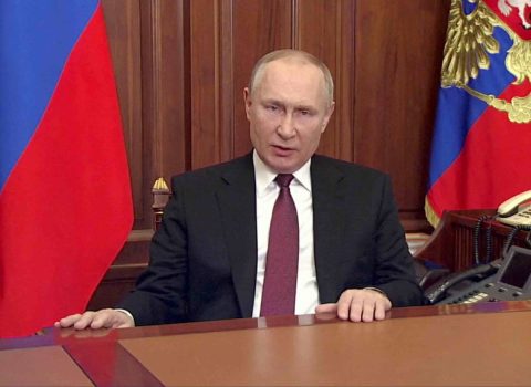 Vedomosti: “Putinlə Qrossinin görüşünə hazırlıq gedir”
