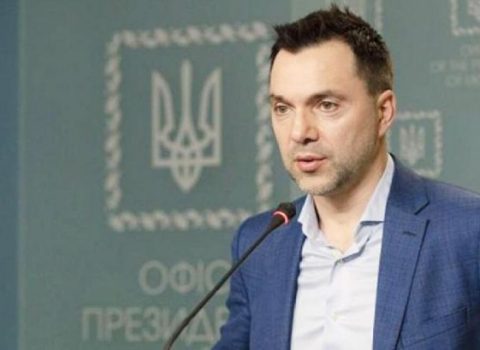 Arestoviç Xersonda rus polkovnikinin öldüyünü açıqladı