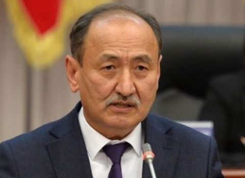 Qırğızıstanın səhiyyə naziri saxlanıldı
