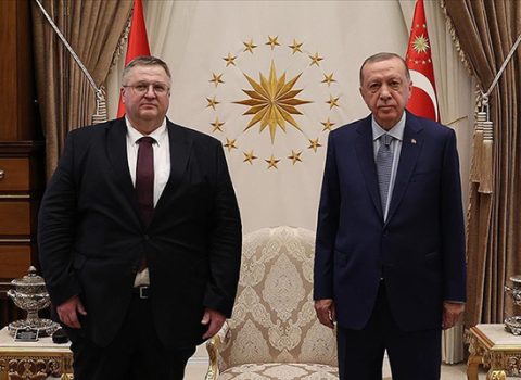 Ərdoğan Overçukla görüşdü