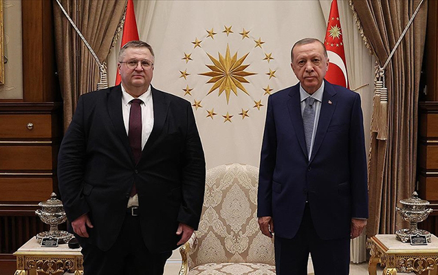Ərdoğan Overçukla görüşdü
