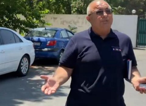 Sabiq MTN-çi jurnalistləri təhqir etdi: “İtsiz, dalıma düşmüsüz?” – VİDEO