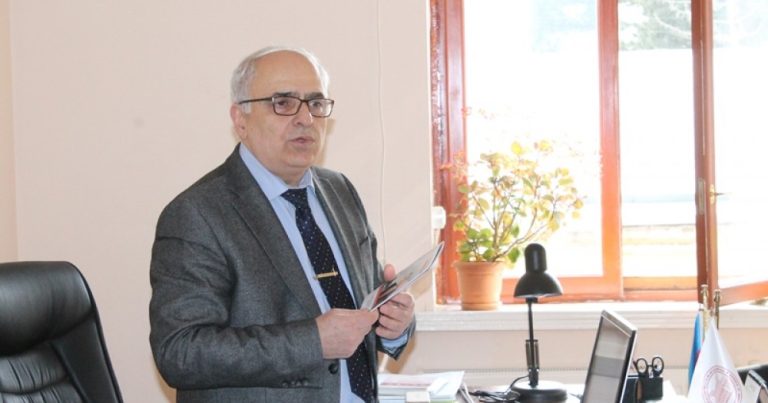 Fəxrəddin Qədirov: “Xəzəri Aral dənizinin aqibəti gözləyə bilər” Fəxrəddin Qədirov: “Xəzəri Aral dənizinin aqibəti gözləyə bilər”