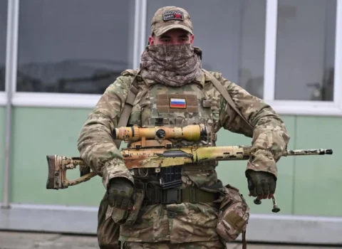 Rus hərbçilər öz komandirlərini əsir götürdü