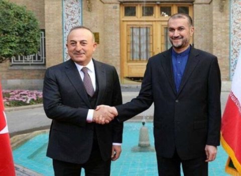 Çavuşoğlu iranlı həmkarı ilə müzakirə apardı