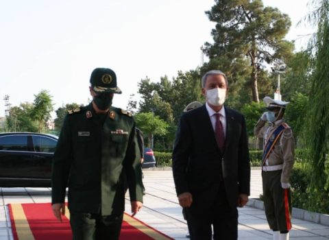 Hulusi Akar İranın Baş Qərargah rəisi ilə görüşdü