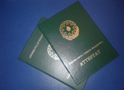 Sumqayıtda şagirdlərdən attestat almaq üçün pul tələb olunur – SƏS YAZISI