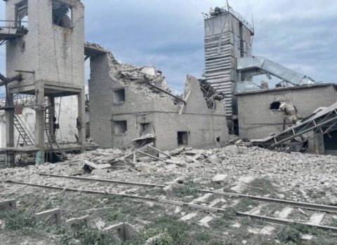 Ukrayna ordusu Donetskdə yaşayış məntəqəsini AZAD ETDİ