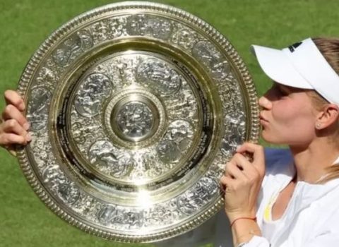 Qazaxıstanı təmsil edən tennisçi Uimbldon tennis turnirinin qalibi oldu