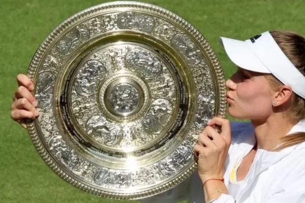 Qazaxıstanı təmsil edən tennisçi Uimbldon tennis turnirinin qalibi oldu