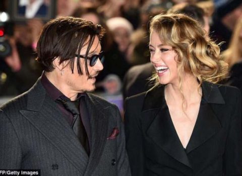 Conni Depp xeyriyyə təşkilatlarına 800 min dollar BAĞIŞLADI