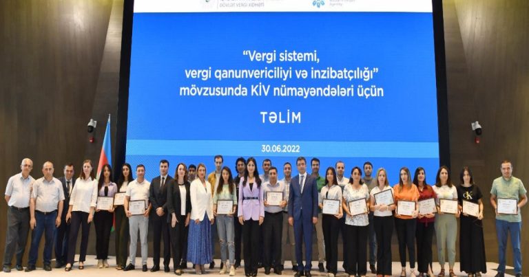 Jurnalistlər üçün vergi sistemi mövzusunda təlim keçirildi Jurnalistlər üçün vergi sistemi mövzusunda təlim keçirildi