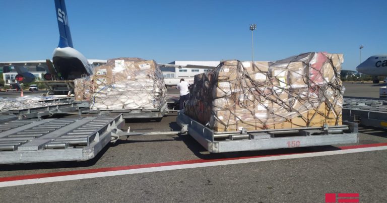 Azərbaycandan Ukraynaya növbəti humanitar yardım göndərilir – FOTO Azərbaycandan Ukraynaya növbəti humanitar yardım göndərilir – FOTO