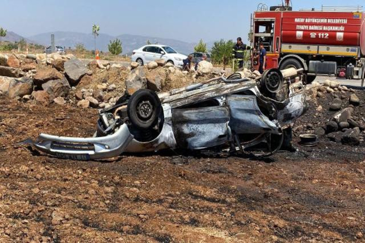 Türkiyədə yol qəzasında bir ailənin 4 üzvü öldü