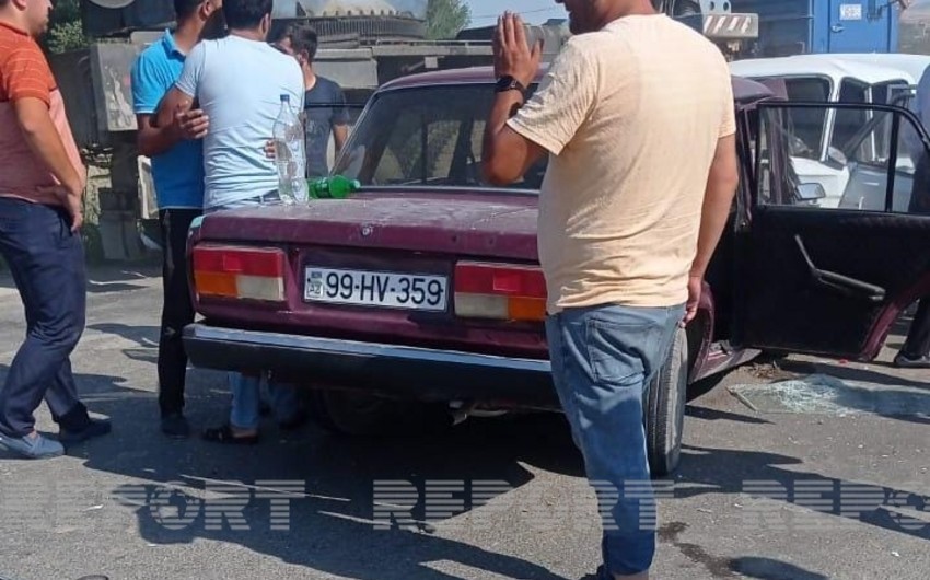 Şabranda iki avtomobil toqquşdu - Ölənlər var