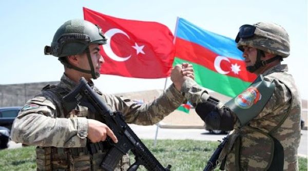 Erməni analitik: “Azərbaycan və Türkiyə Moskvanın gizli köməyi ilə müəyyən addımlar PLANLAYIR” Erməni analitik: “Azərbaycan və Türkiyə Moskvanın gizli köməyi ilə müəyyən addımlar PLANLAYIR”