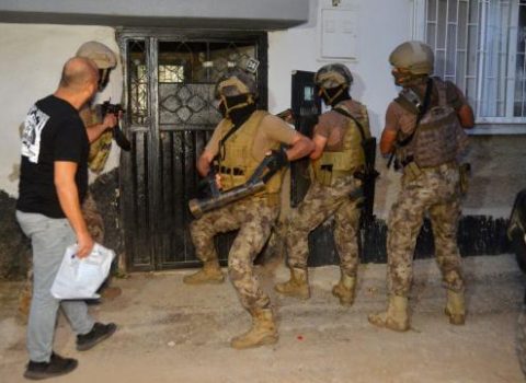 Türkiyədə İŞİD terror təşkilatına qarşı əməliyyat: 5 nəfər saxlanıldı