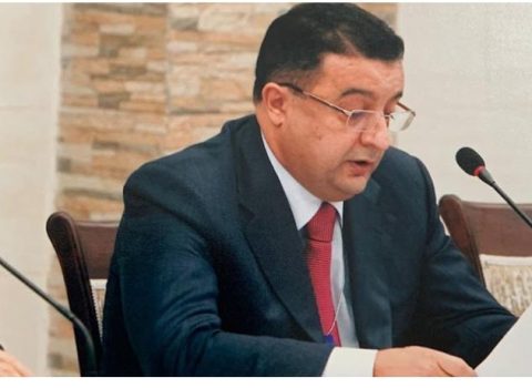 Həbsdə olan general özünə “Tik-Tok” açdı: Saytı və “Youtube” səhifəsi də var – FOTO