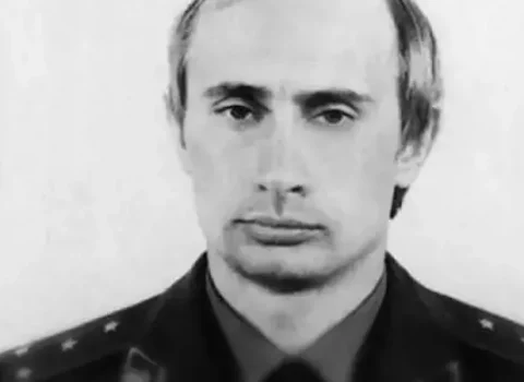 Sərxoş alman izdihamı qarşısında tək dayanan Polkovnik Platov Putinə necə çevrilib? – ŞOK DETALLAR