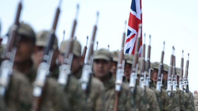 Böyük Britaniya ordusunun “YouTube” və “Twitter” hesabları sındırıldı