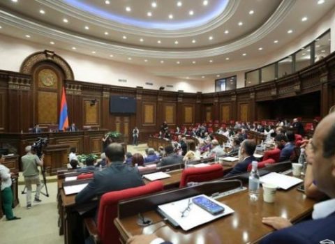 Ermənistanda parlament böhranı başlayır – YENİ MƏRHƏLƏ