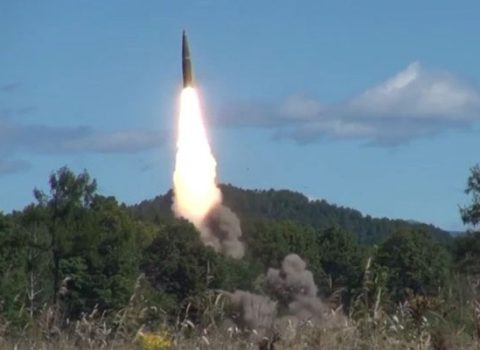Şimali Koreya üç qısamənzilli ballistik raket atdı
