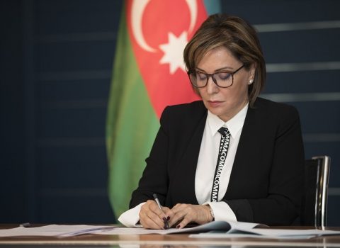 Rəfiqə Hüseyn-zadə “Şöhrət” ordeni ilə təltif edildi