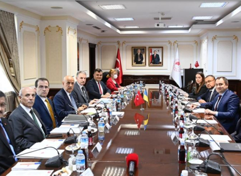 “Türkiyənin rolu çox böyükdür” – Ukraynalı nazir Ankaraya TƏŞƏKKÜR ETDİ