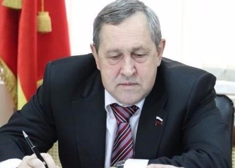 Məhkəmə rusiyalı deputatı axtarışa verdi