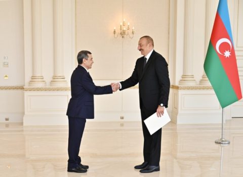 Prezident yeni səfirlərin etimadnamələrini qəbul edib – FOTO + YENİLƏNİB